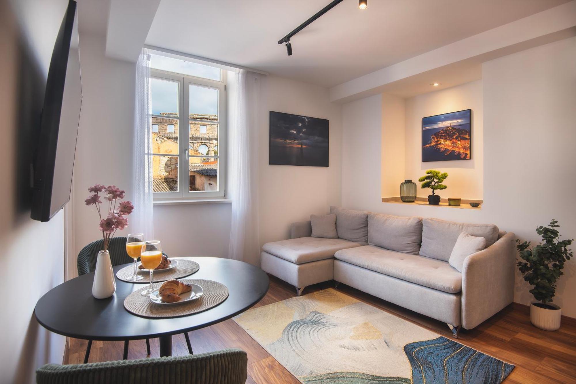 D&A Amphitheatre Premium Apartments With Free Parking Pula Exterior photo