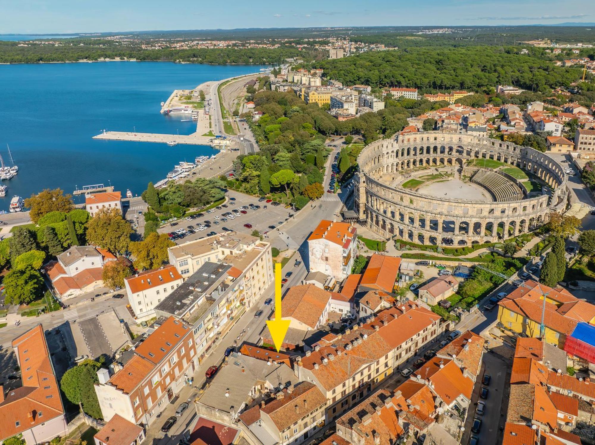 D&A Amphitheatre Premium Apartments With Free Parking Pula Exterior photo